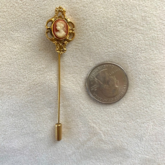 Jewelry - Vintage 1970s Victorian Filigree Cameo Stick Pin
